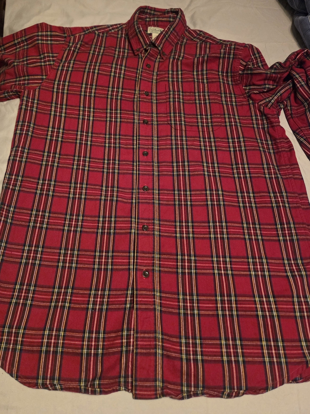 Men's LL Bean Flannel LT Red Plaid Button-Down Shirt